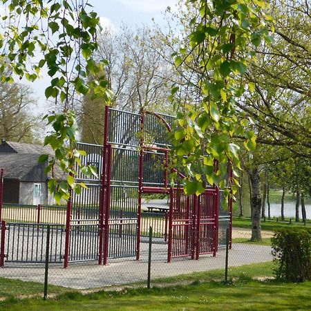 Village De Gites De La Chesnaie Saint-Denis-du-Maine Εξωτερικό φωτογραφία