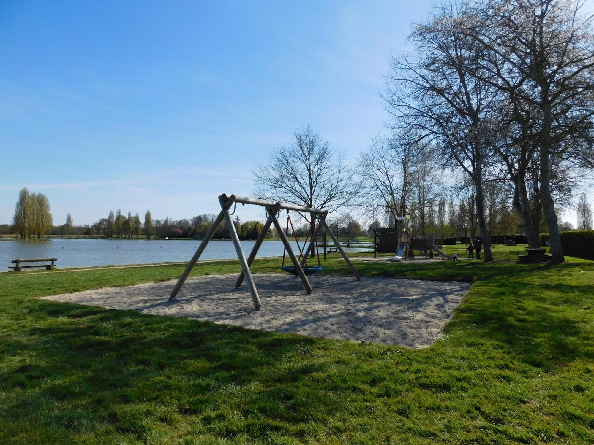 Village De Gites De La Chesnaie Saint-Denis-du-Maine Δωμάτιο φωτογραφία
